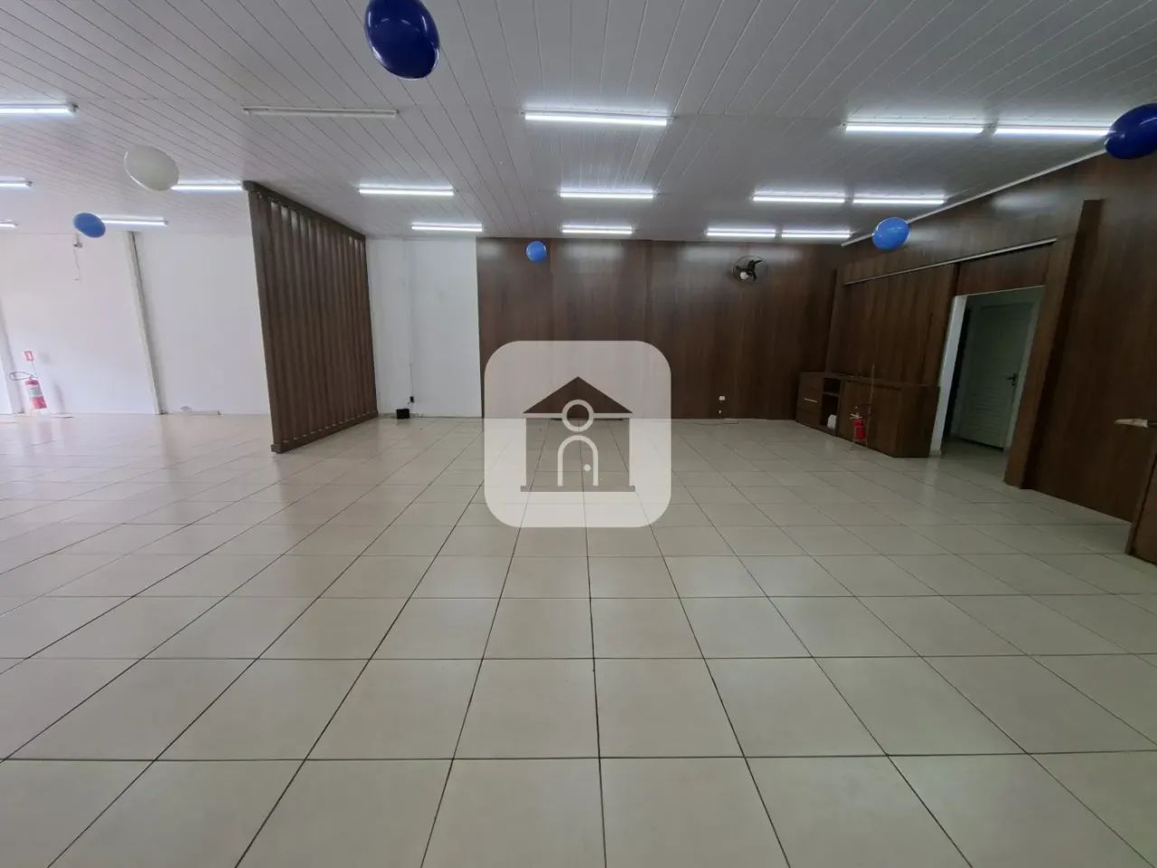 Loja comercial para locação no bairro Nossa Senhora Aparecida - Foto 3