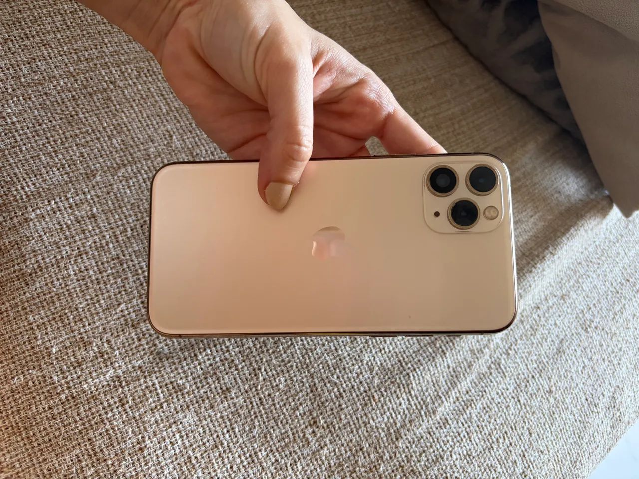 Iphone 11 pro dourado 64gb