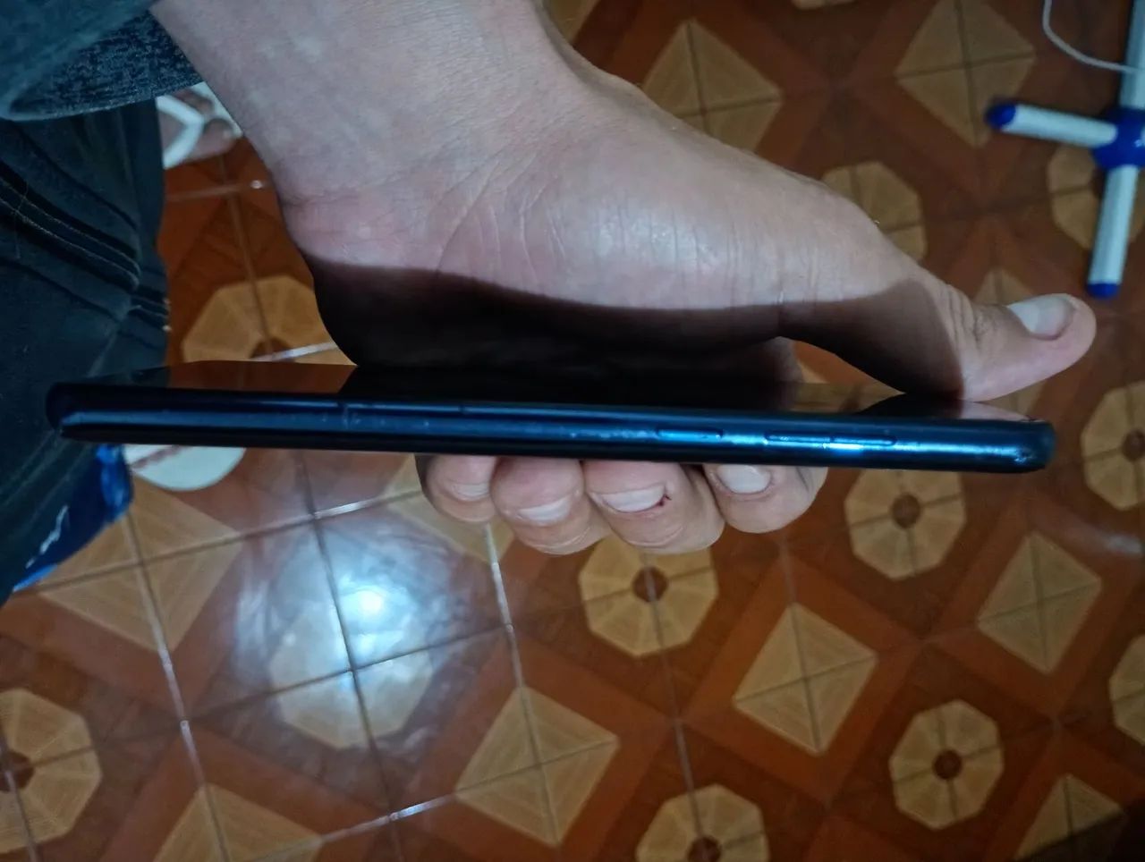 Motorola one action tela trincada  - Foto 4