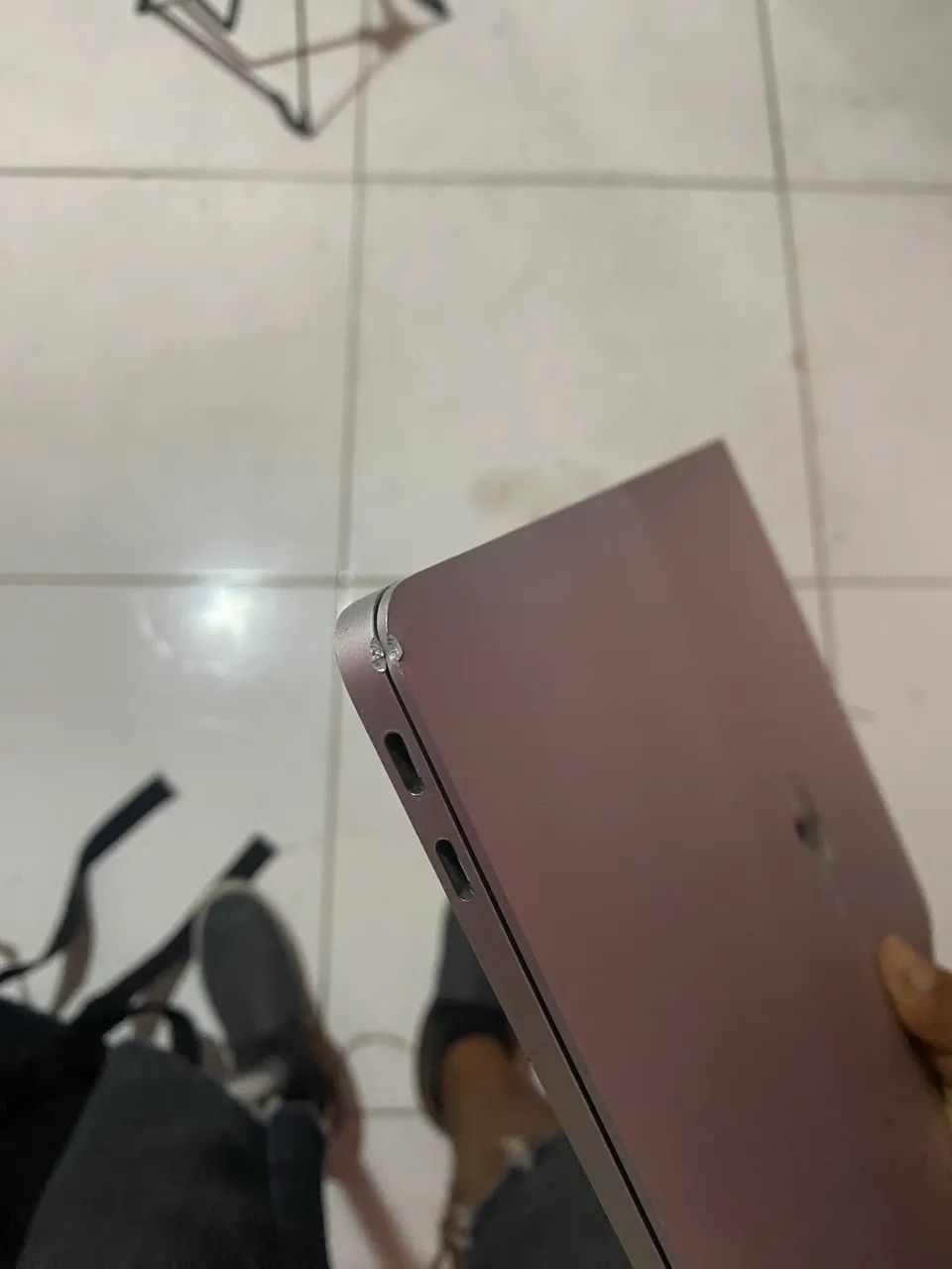 Macbook Air 2020 Intel Core i5 todo bom  - Foto 5