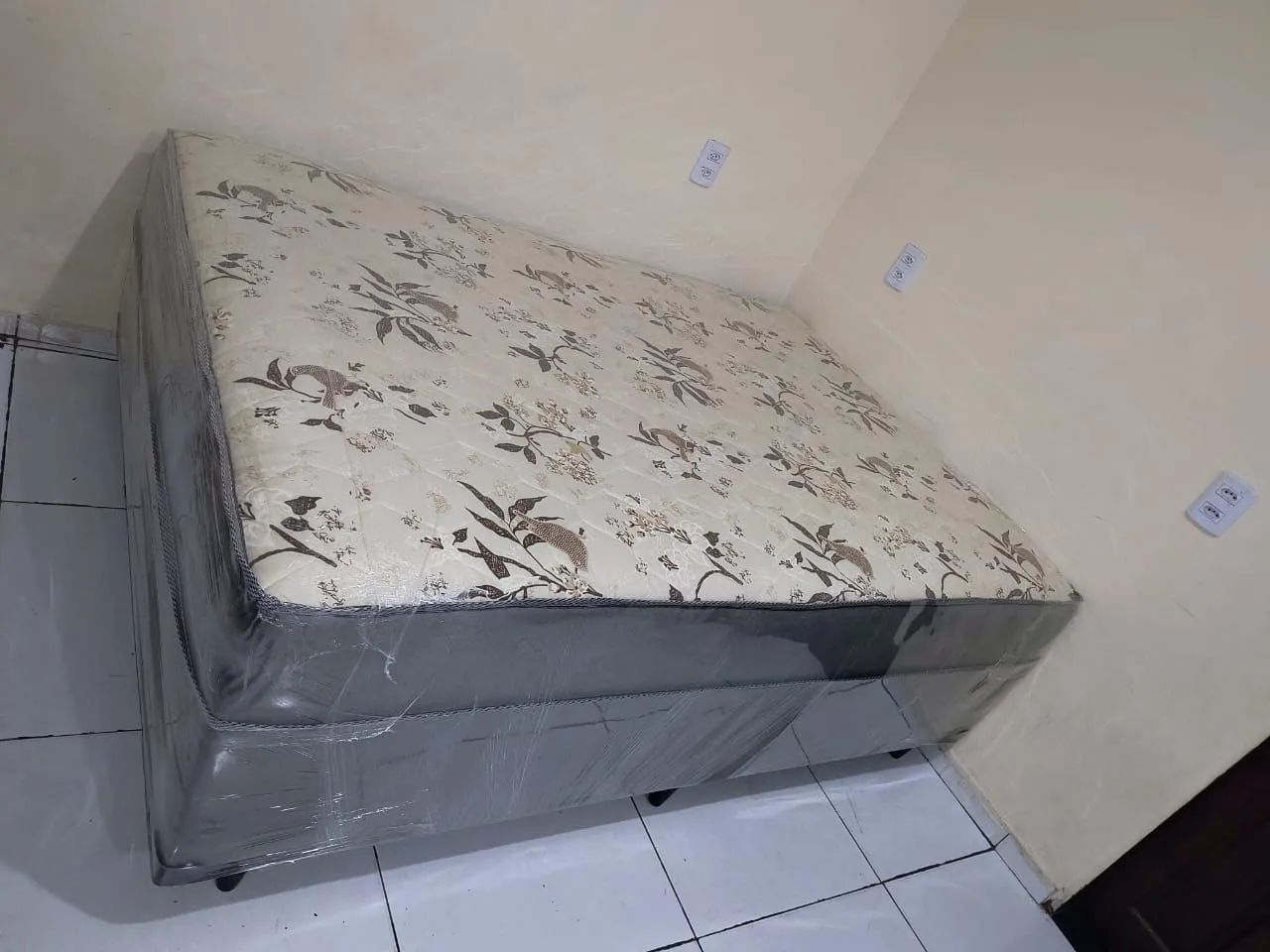 Cama Casal De Mola 