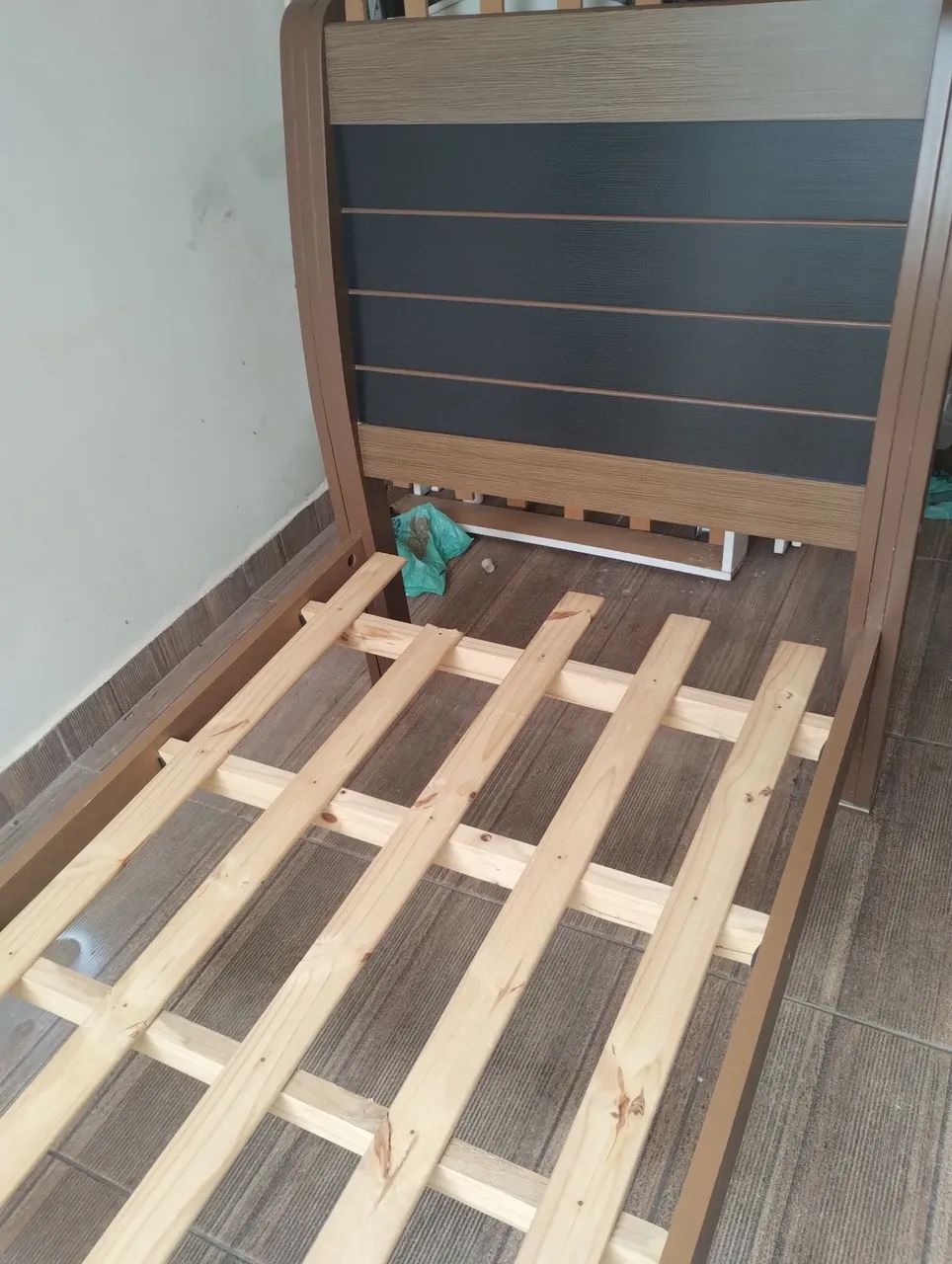 Cama de madeira solteiro com colchão entrega e monta  - Foto 6