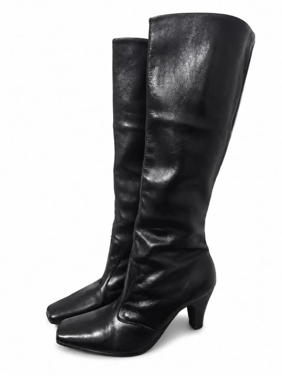 Bota preta de couro nova cano longo número 33