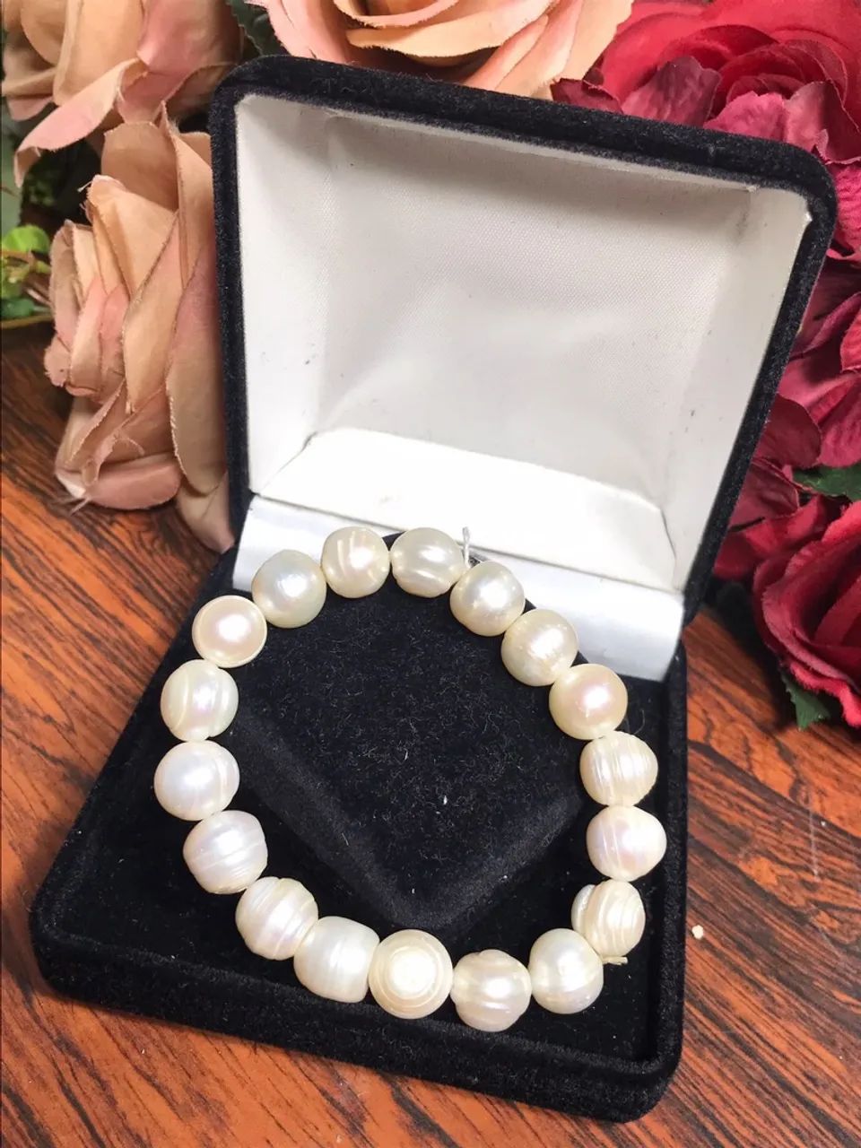 Pulseira de Pérolas com Elástico  - Foto 2