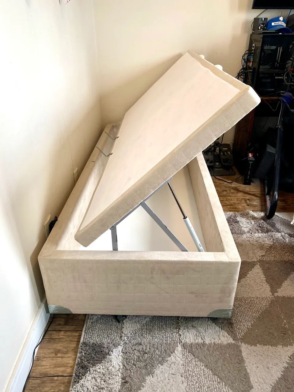 Cama box baú solteiro em suede com colchão  - Foto 4