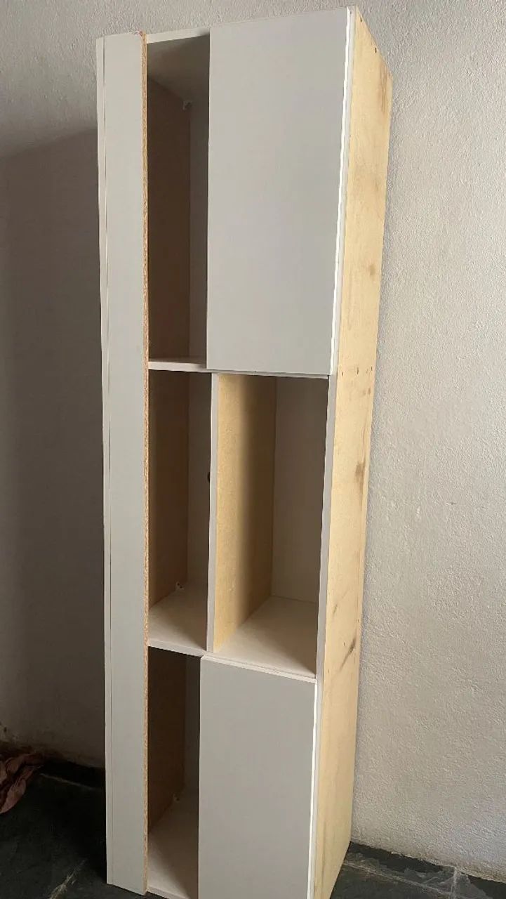 Rack de parede para TV