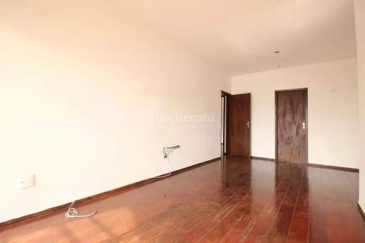 Apartamento à venda no bairro Prado