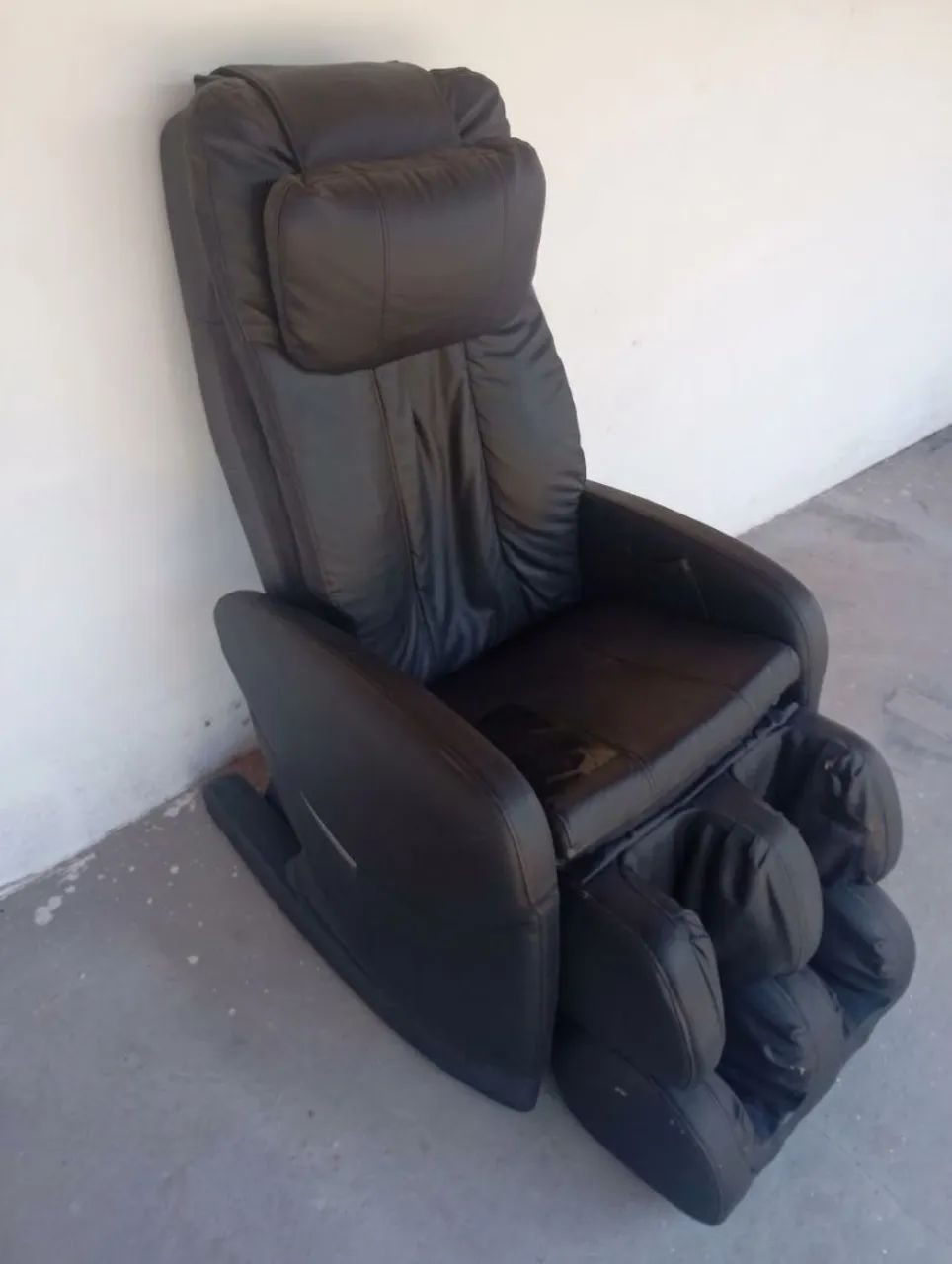 Poltrona de massagem Relaxmedic(não sei se funciona)
