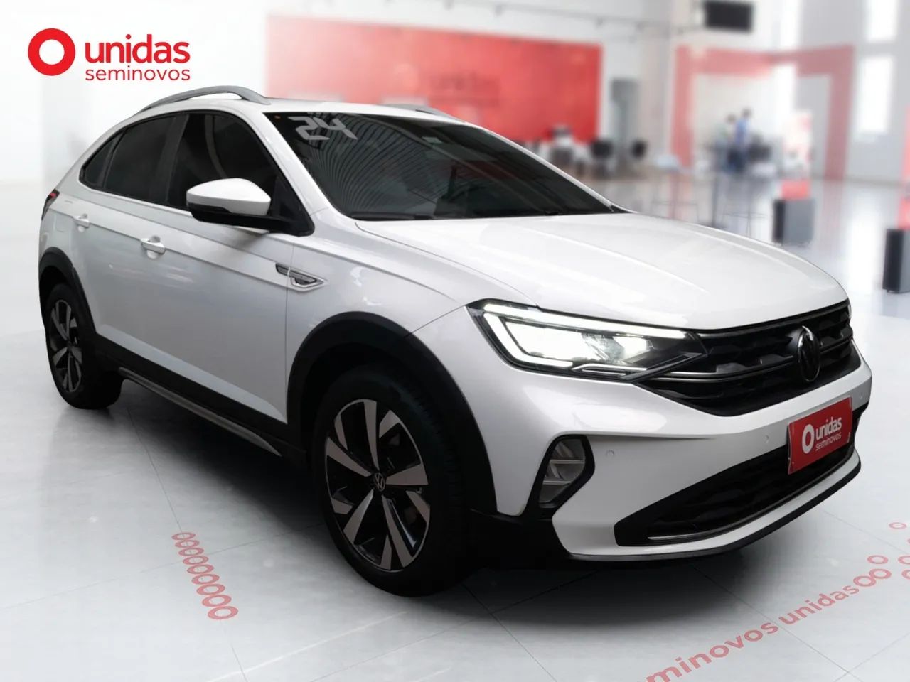 Volkswagen Nivus Highline 1.0 200 TSI Flex Aut., foto 7 de 16