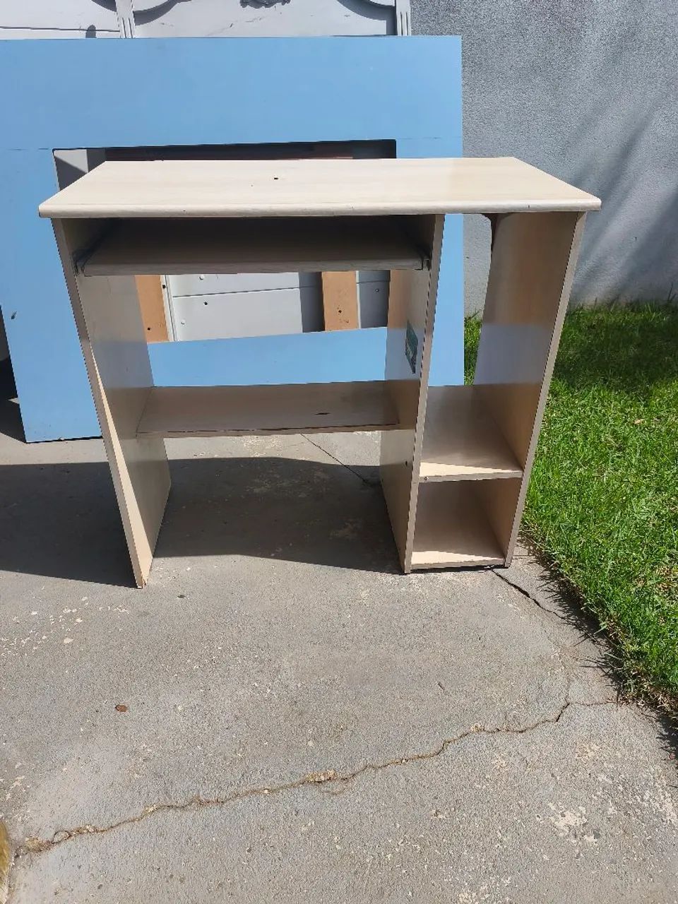 Mesa de computador usada 