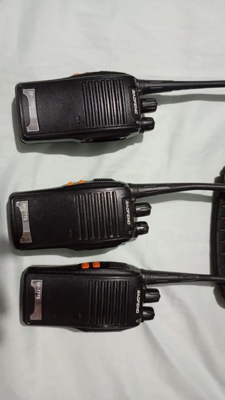 Rádios comunicador HT-3 unidades c/carregador <br> - Foto 2