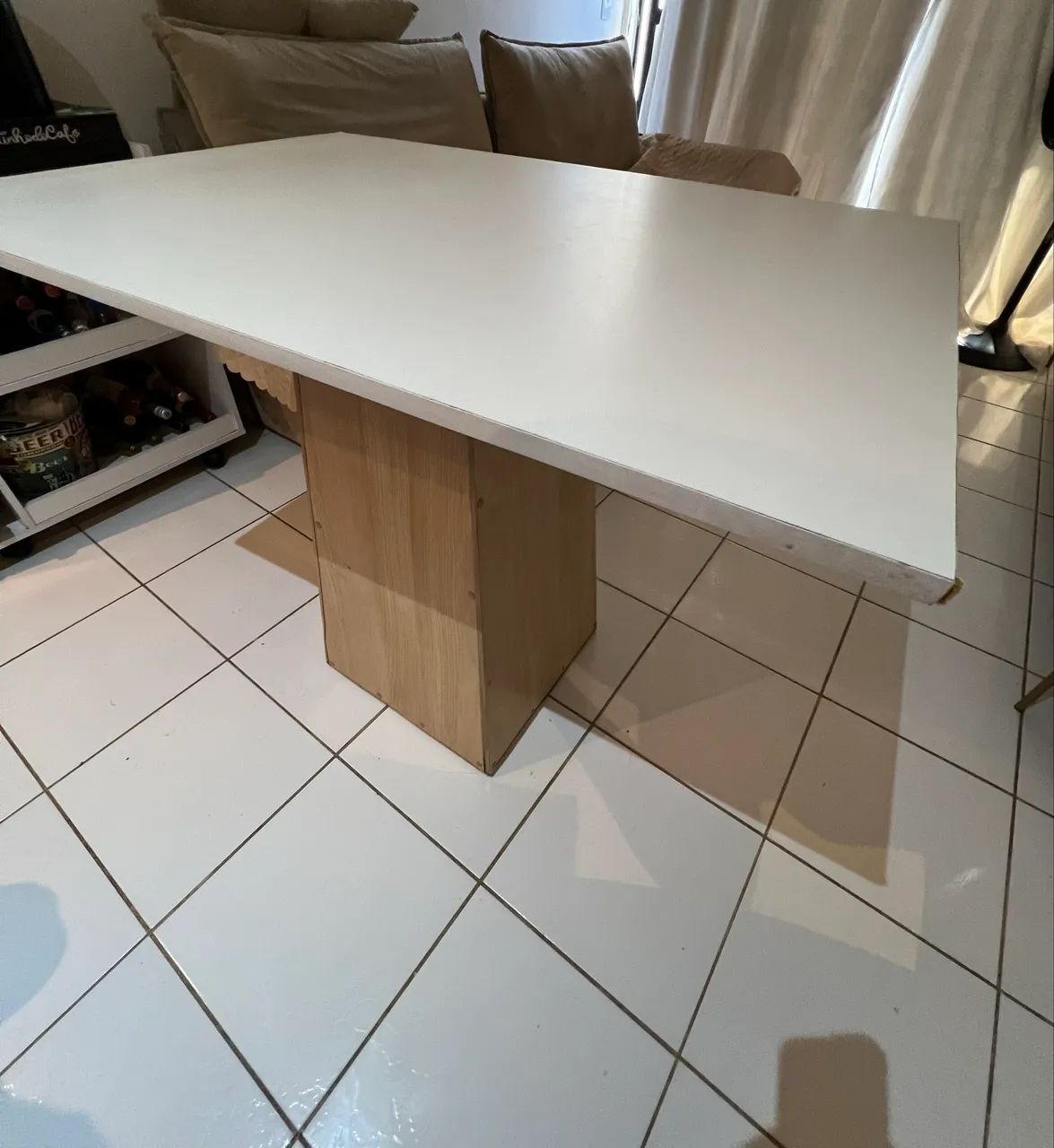 Mesa de Jantar 4 Lugares Branca com Base Amadeirada - Oportunidade - Foto 3