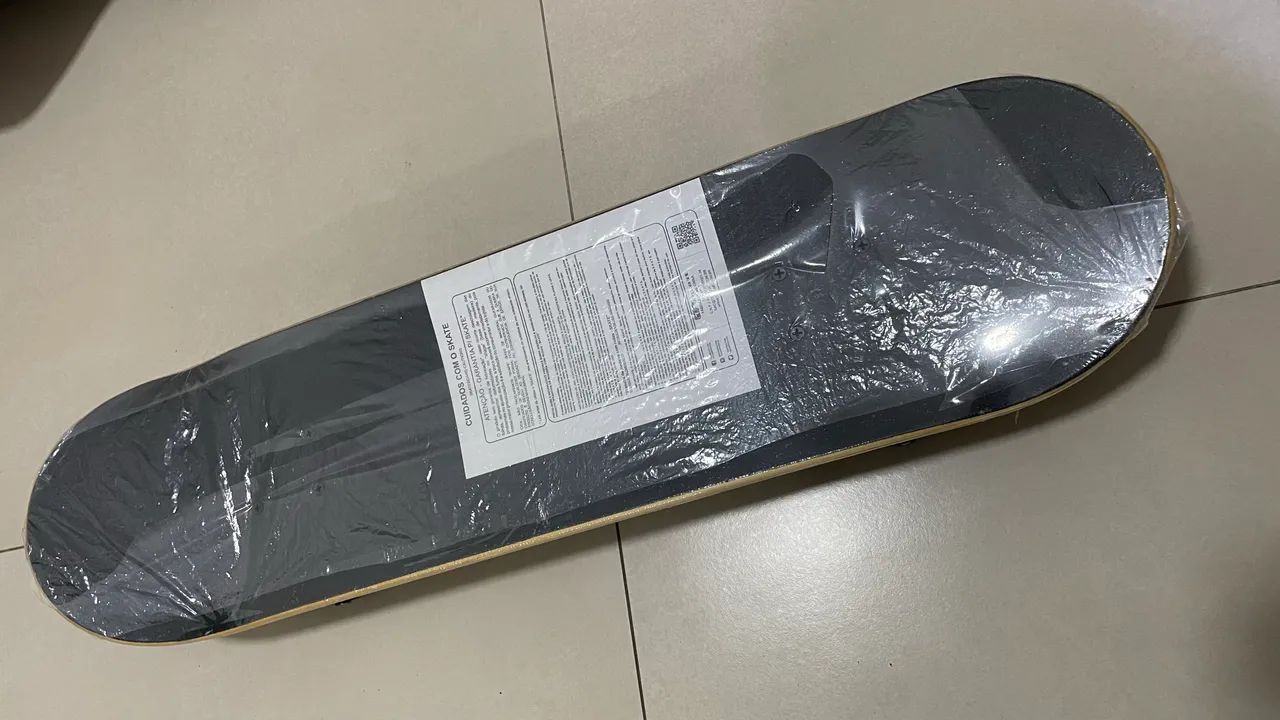 Skate intermediário Traxart DW-007