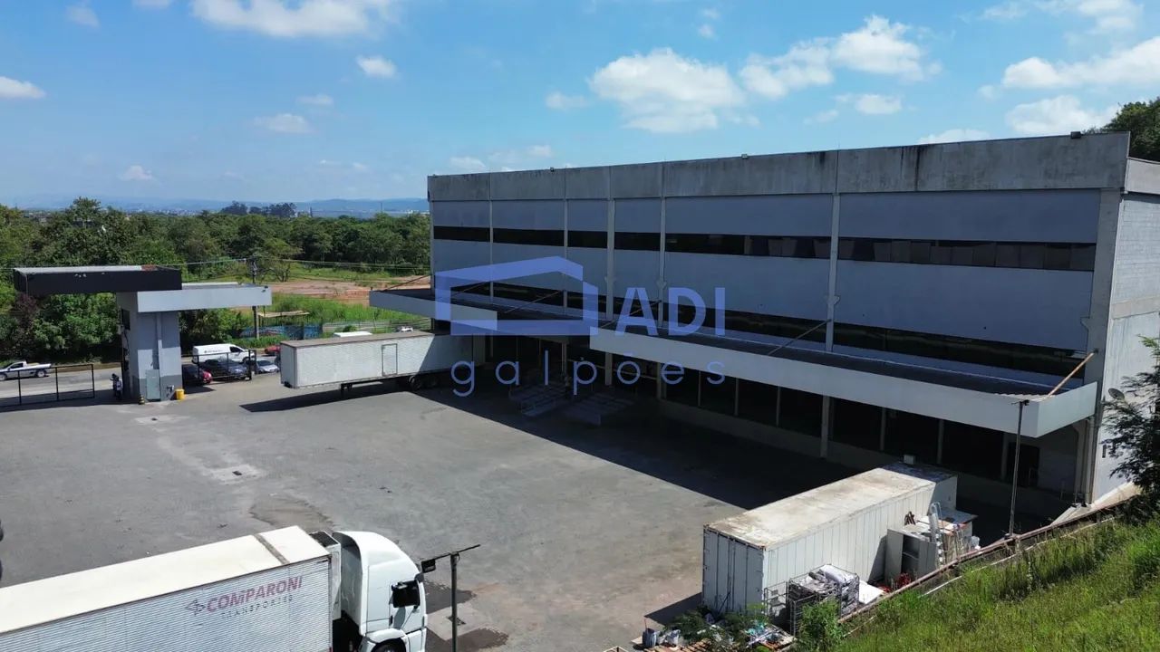 Galpão 2530 m²  7 docas  Guarulhos/Dutra - Foto 2