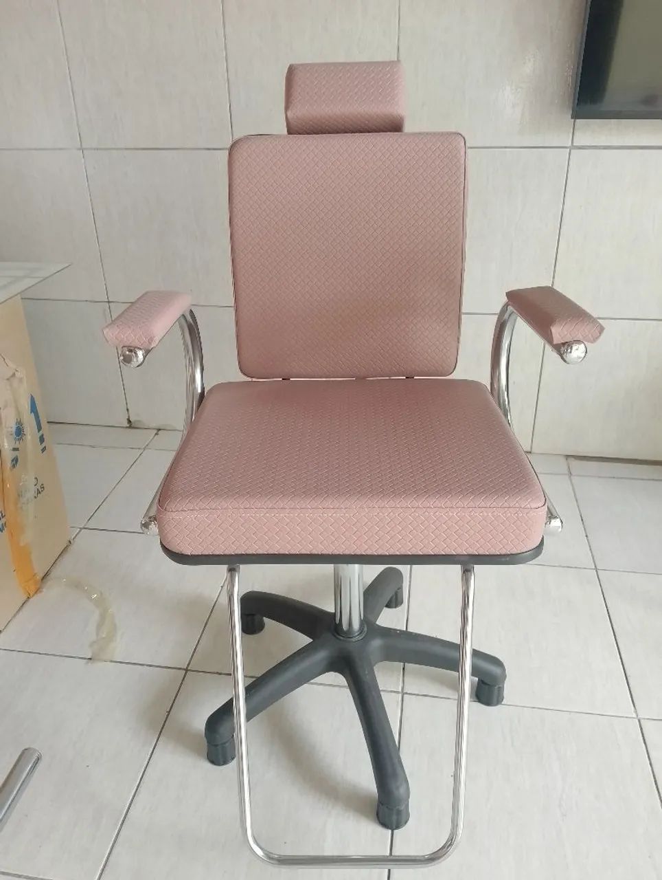 Cadeira nova  - Foto 2