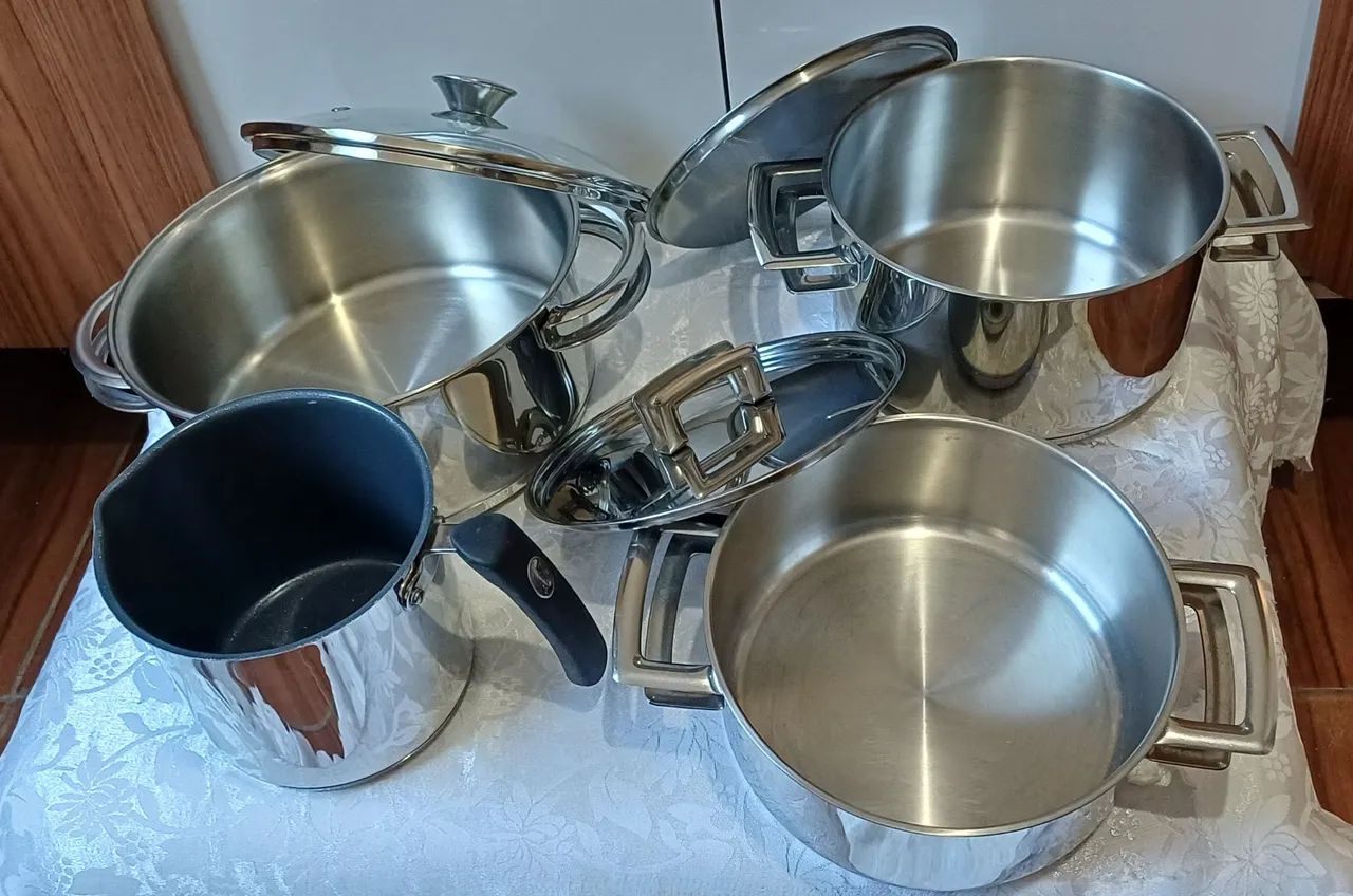 Conjunto de panela tramontina inox quatro  seminovos  - Foto 2