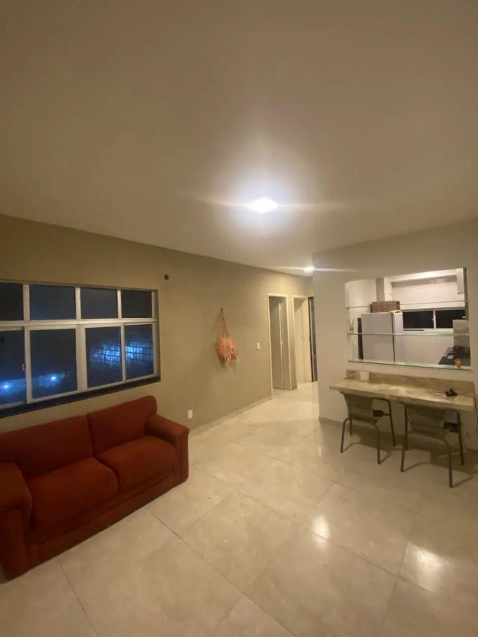 Excelente Apartamento MOBILIADO com 2 quartos reformado