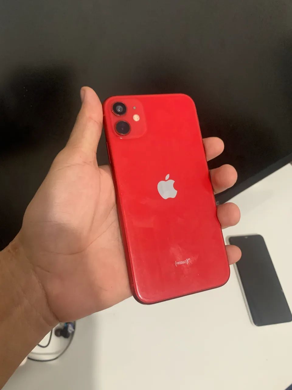iPhone 11 64GB Vermelho - Impecável, Face ID OK - Celulares e