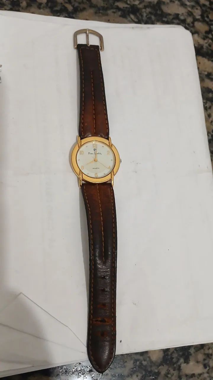 Relógio pierre cardin antigo 