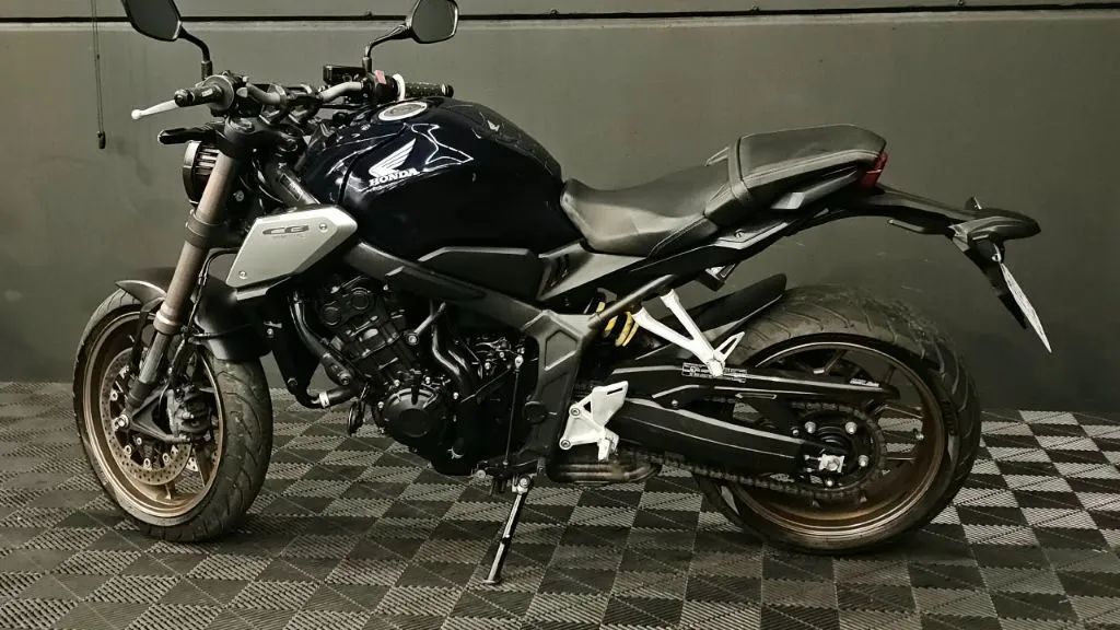 CB 650R - Foto 3