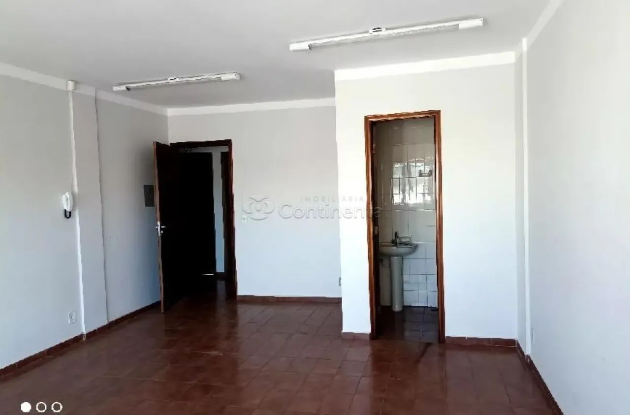 Comercial Sala em Dourados - Foto 4