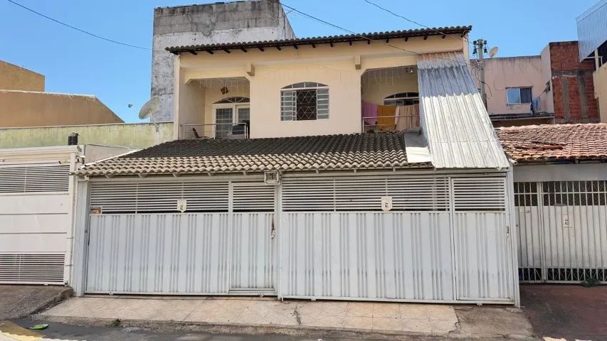 CASA NO RIACHO FUNDO