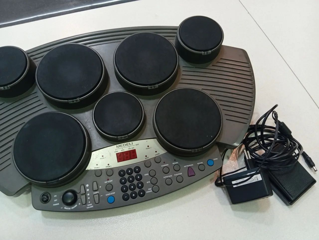 Bateria eletrônica Medelli  - Foto 2