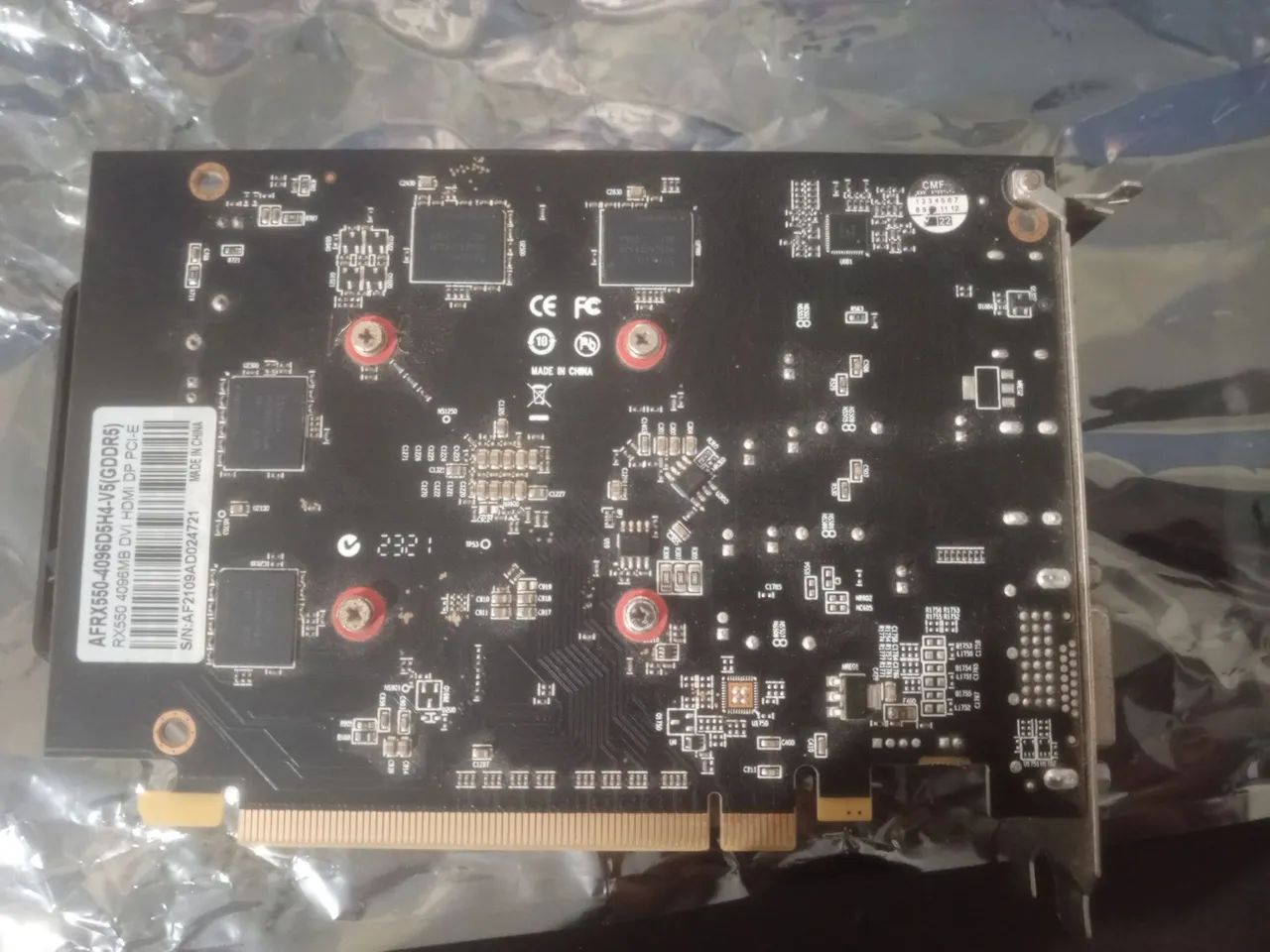 RX550 4GB - Foto 4