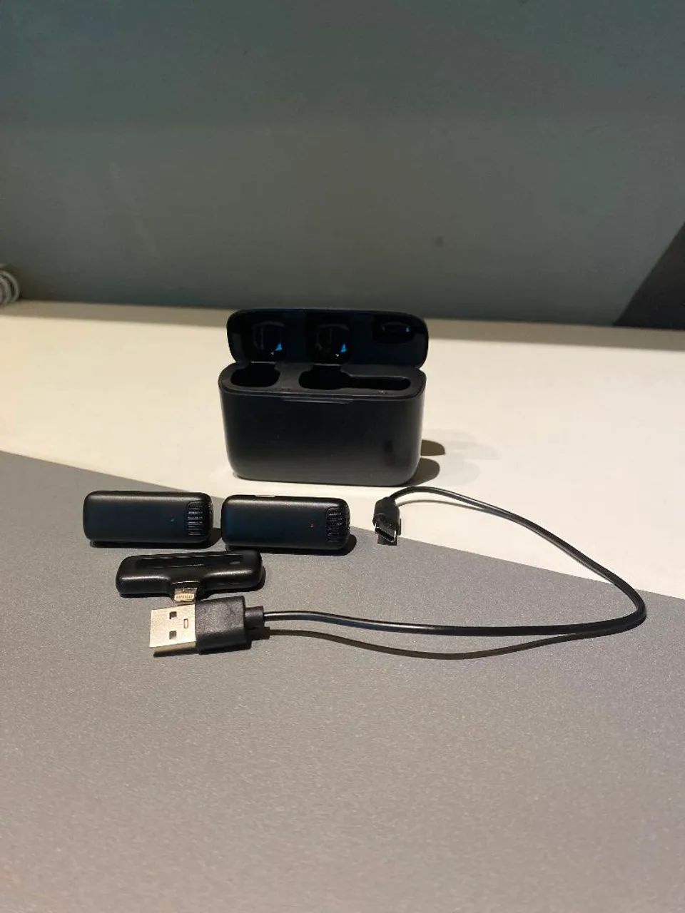 Microfone Lapela Duplo Ulanzi J12 (Lightning e USB-C) - Usado 2x!