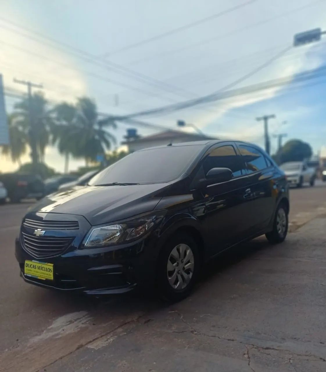 Chevrolet Onix ONIX HATCH Joy 1.0 8V Flex 5p Mec. 2019
