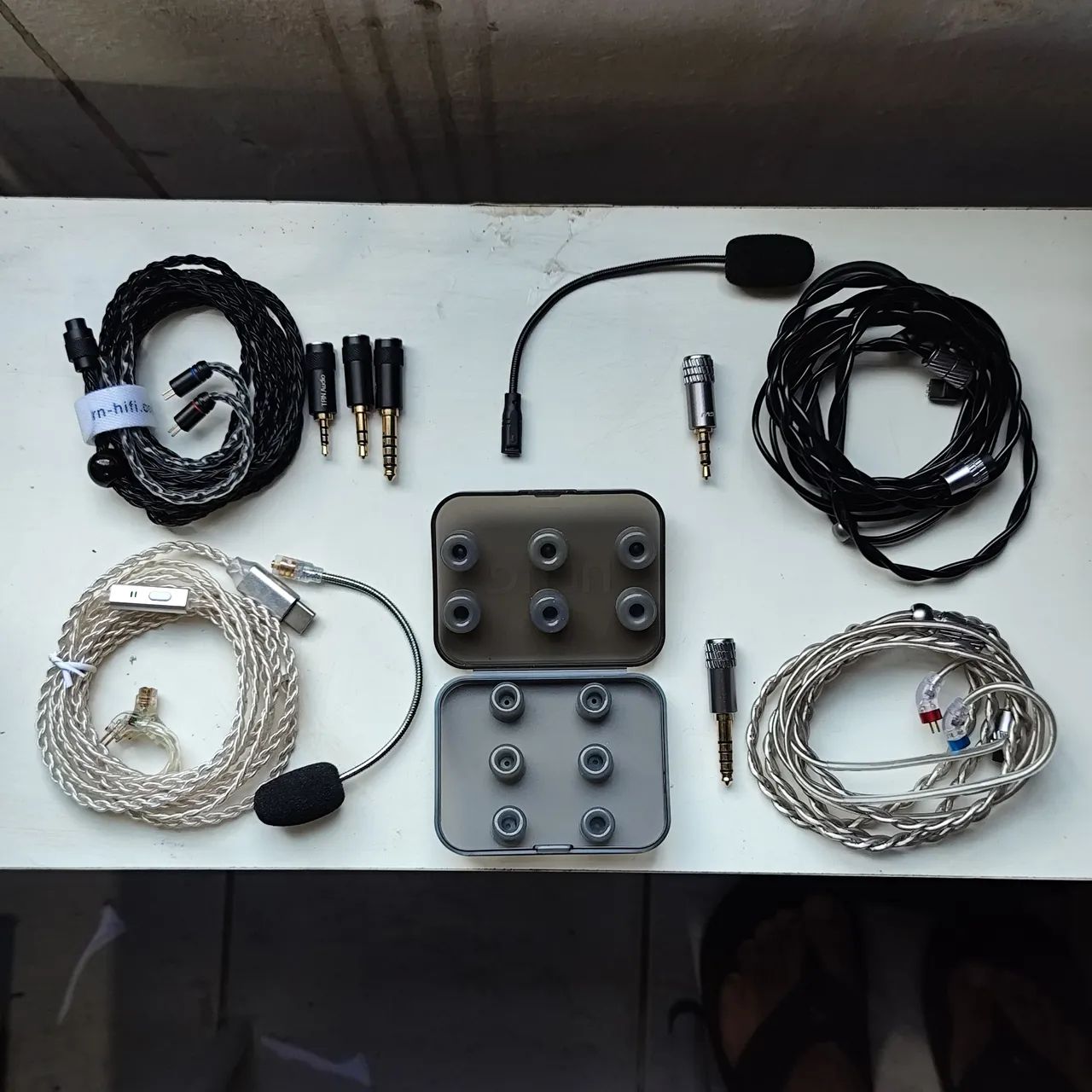 Kit Cabos + Ponteiras para fones IEM