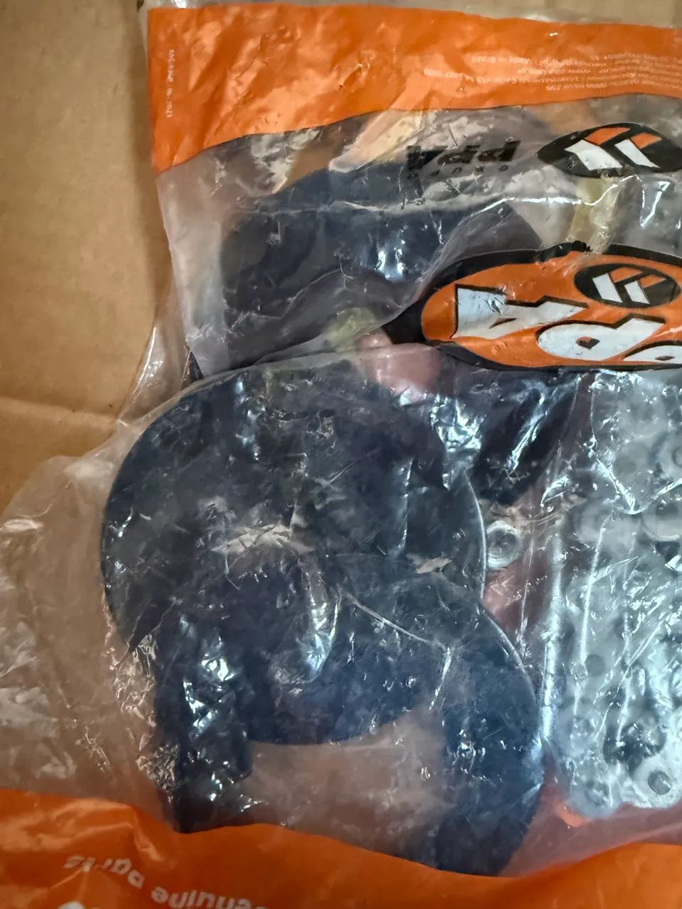 Conjunto Testeira PPA para Porta de Enrolar - Nova Sem Uso - Completa - Foto 4
