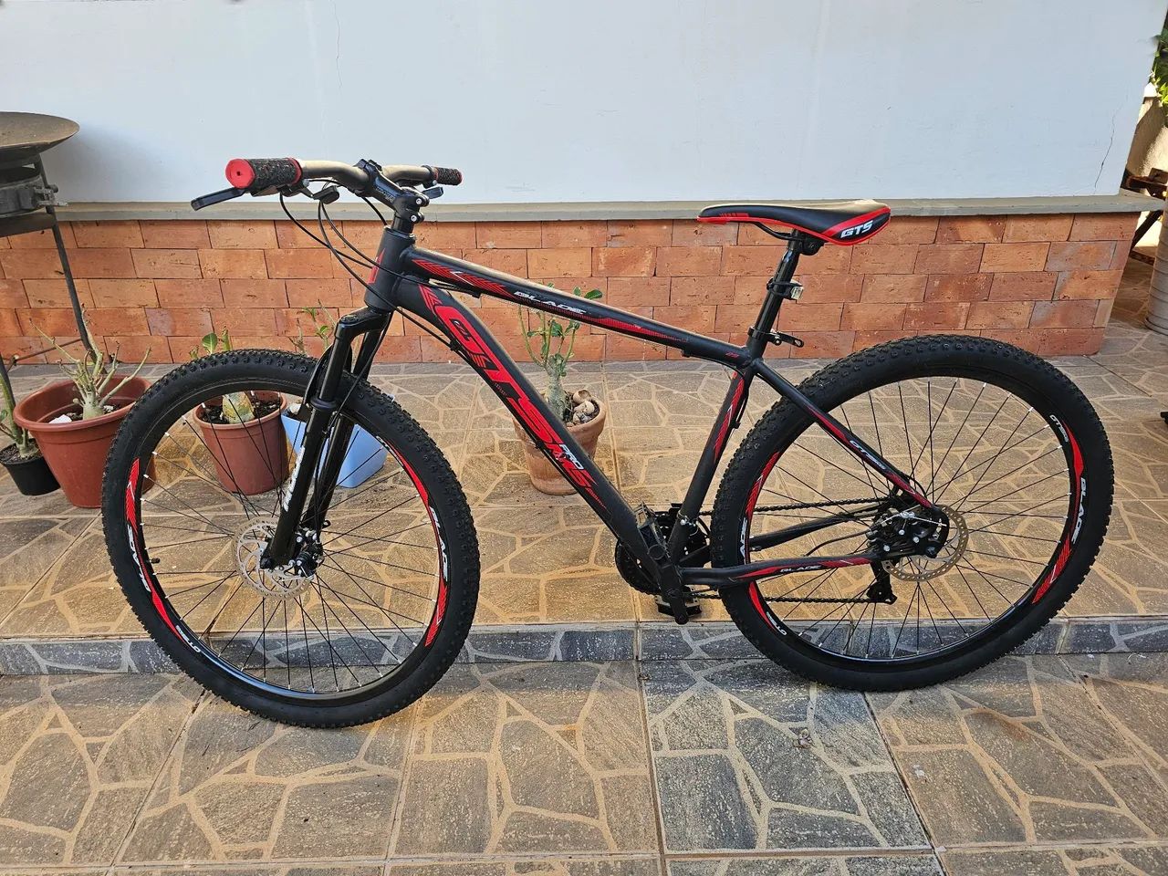 Bicicleta aro 29 21v estado de nova 