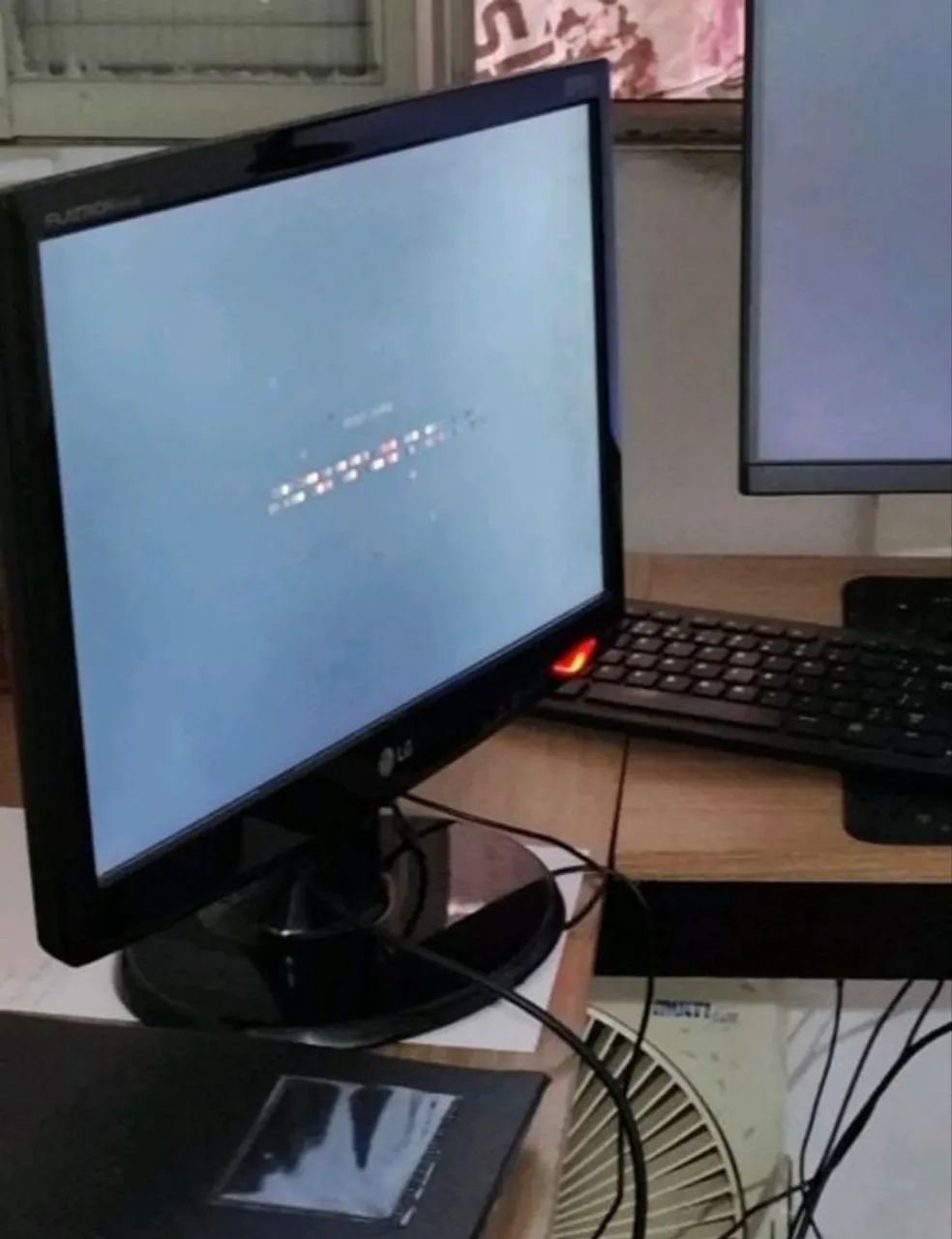 LG Flatron W1943C-PF 18.5 polegadas 1366 x 768 pixels - Foto 5