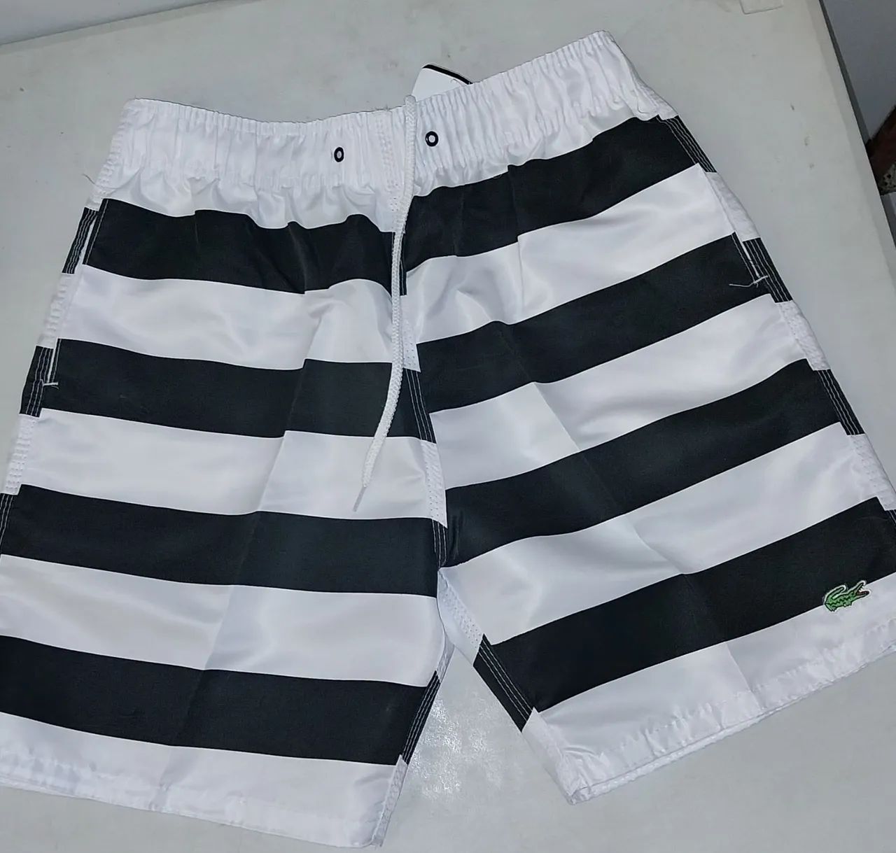 Shorts tactel grosso varias cores - Foto 2