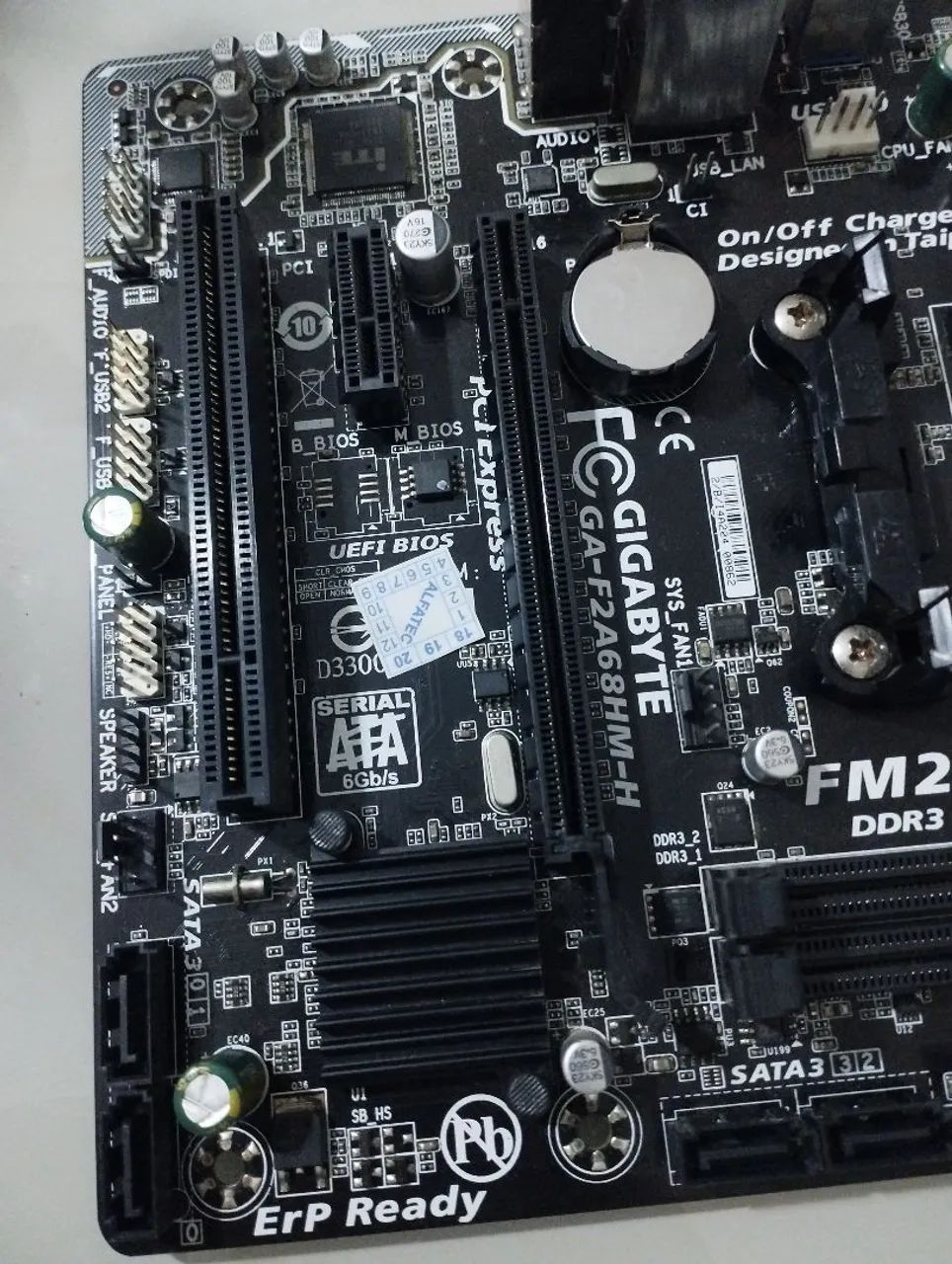 Placa Mãe FM2+ COM DEFEITO - Foto 2