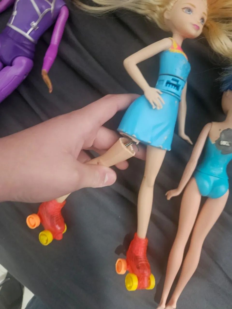 Lote com três Barbies - Foto 4