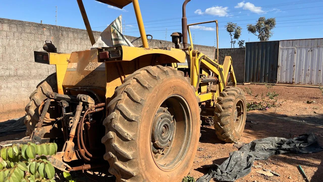 Trator CBT 8260 4x4 - Foto 4