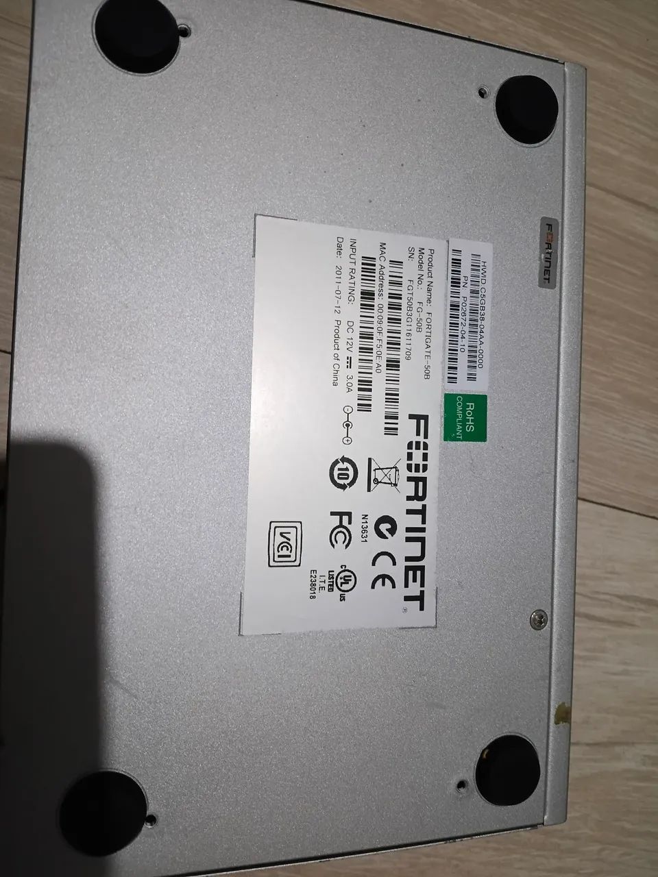 Firewall Fortinet FortiGate-50B (FG-50B) - Usado - Foto 3