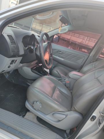 Hilux muito nova!!! - Foto 5