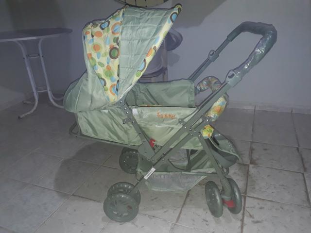 Vendo carrinho berço novo nunca - Foto 5