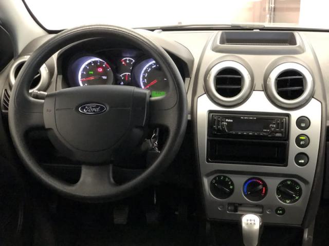 FORD FIESTA SE 1.6 8V FLEX 5P 2014 - Foto 17