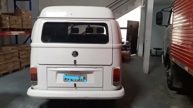 Vende ou troca Kombi