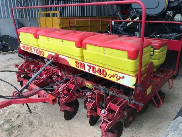 Plantadeira: SM7040