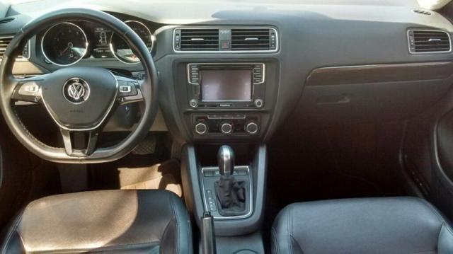 VOLKSWAGEN JETTA COMFORTLINE 2.0 TIP FLEX Branco 2015/2016 - Foto 13