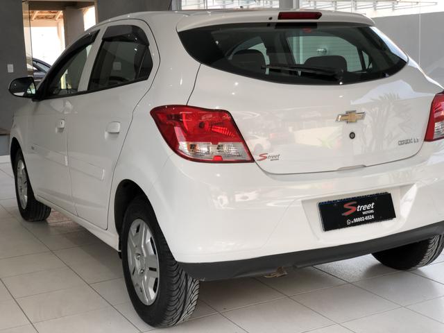 Ônix 2014 Lt ,único dono , excelente estado - Foto 4
