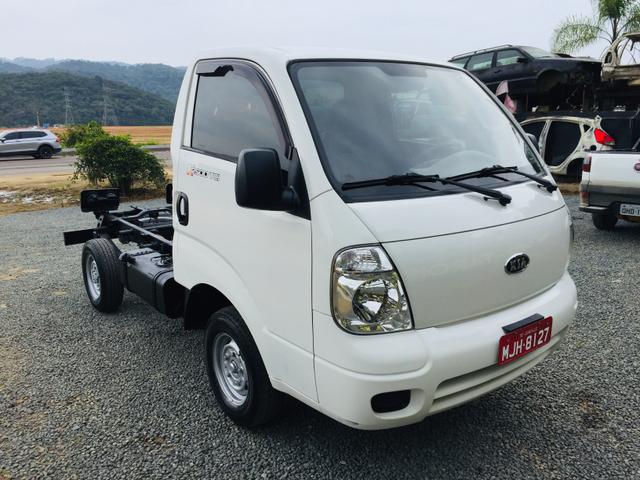 Kia Bongo K2500 Ano 2011 - Foto 2