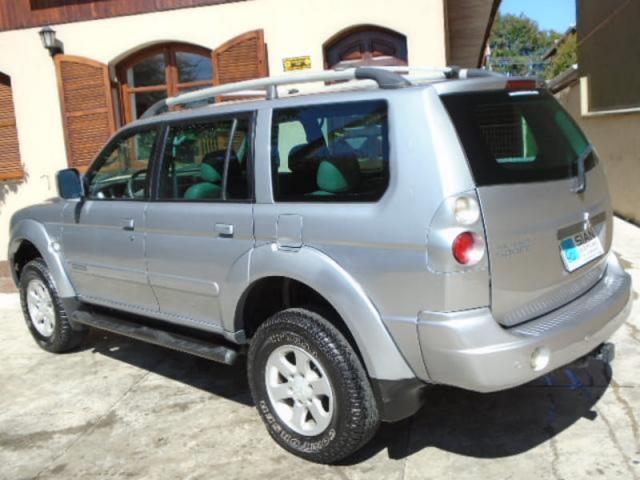 Mitsubishi Pajeto Sport HPE 4X4 3.5 V-6 Automática 200cv Completa - Foto 11