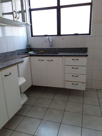 Santos - ponta da praia - quarto/sala mobiliado - garagem demarcada - Foto 5