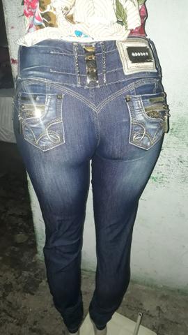 Vendo calça da pit bull apenas 50,00 Tamanho 38 - Foto 2